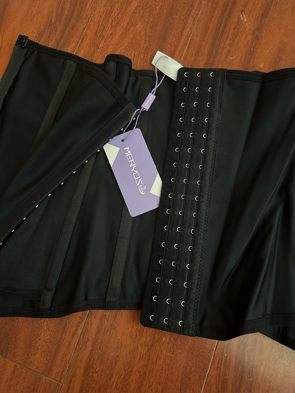 Shapewear - Picture 2 of 4